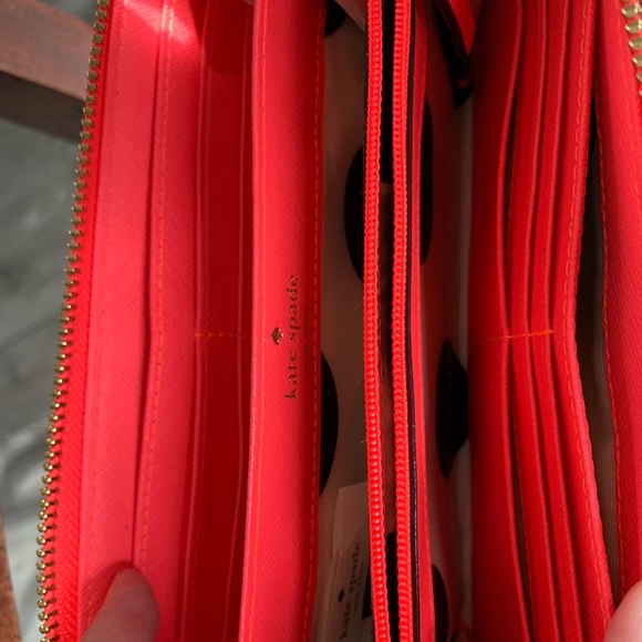 Kate Spade Wallet - Picture 4 of 4